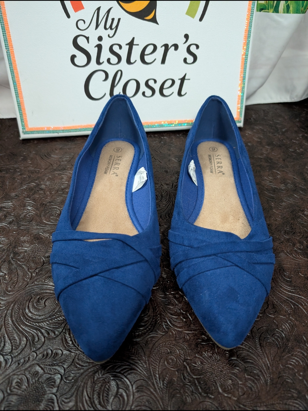 Serra Women's Pointed Toe Ballet Flats - Royal Blue